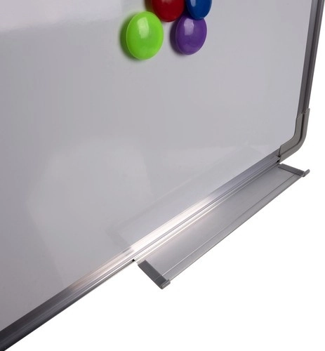 Magnetic dry-erase surface with easy wiping