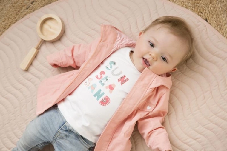 Enostavno kombiniranje z vsakim outfitom