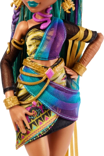 Kraljevski egipčanski videz in izraziti detajli