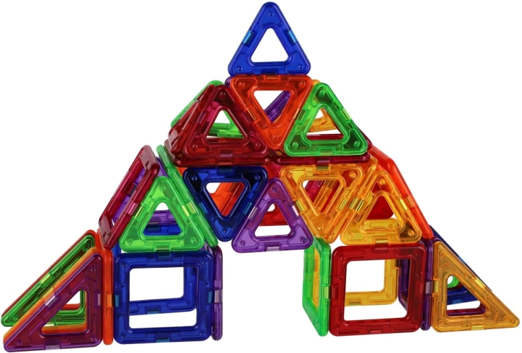 Ustvarjalno sestavljanje v 2D in 3D
