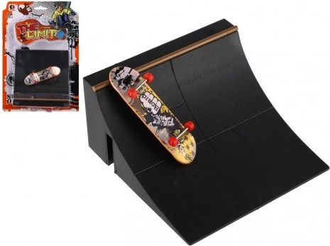 Prstni skateboard z vijačnimi deli in rampo, mešane različice