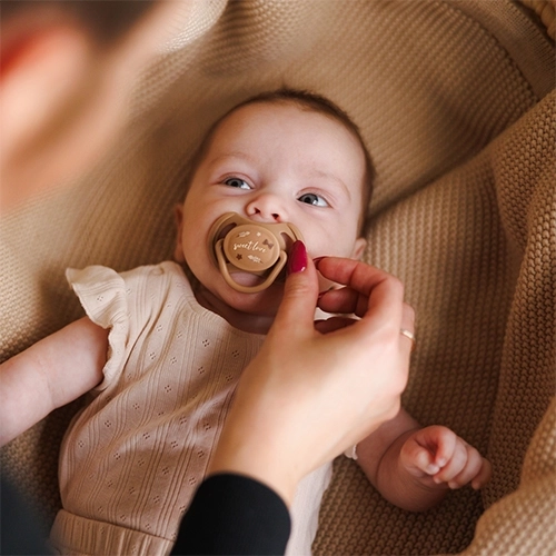 Mehak silikon nežen do zobkov