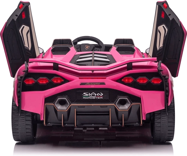 Dvojni sedež in odpirajoča se vrata