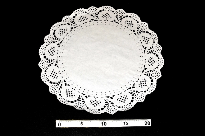Paper cake doilies 32 cm, 8 pcs