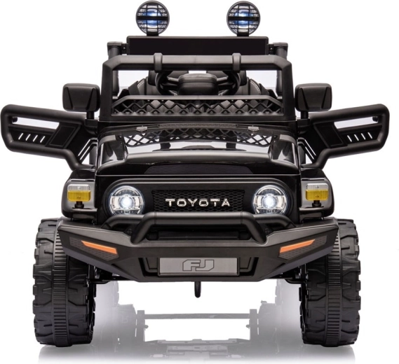 Robusten off-road videz Toyota FJ