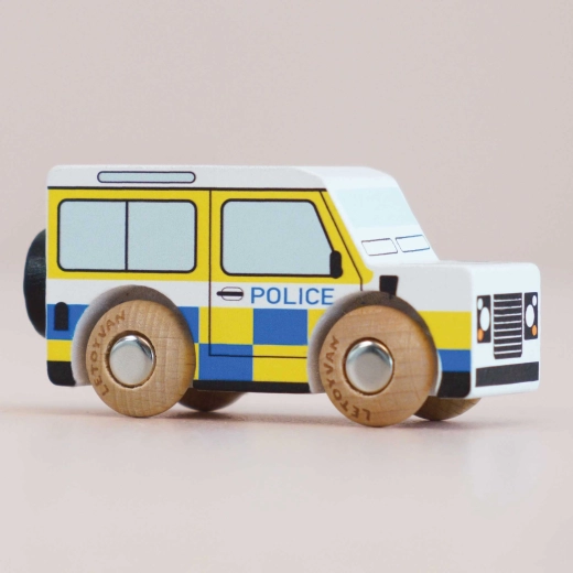 Le Toy Van leseni policijski avto Bobby GT250