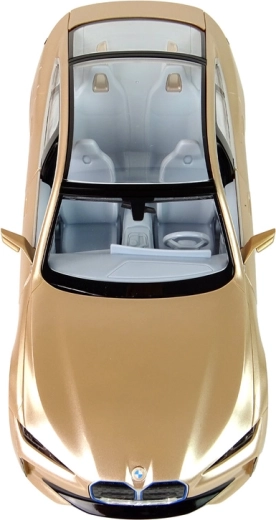 Realistična zasnova in zlata izvedba