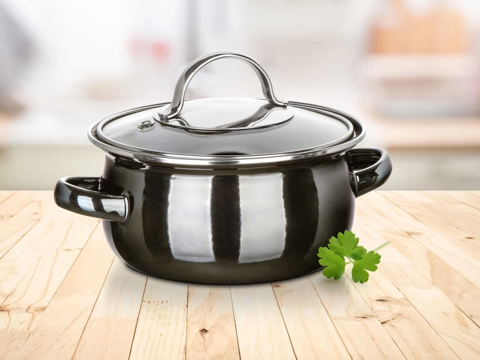 Odporen emajl z elegantnim videzom