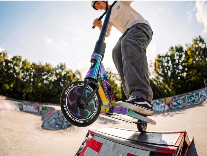 Širok boxed deck za stabilne grinde