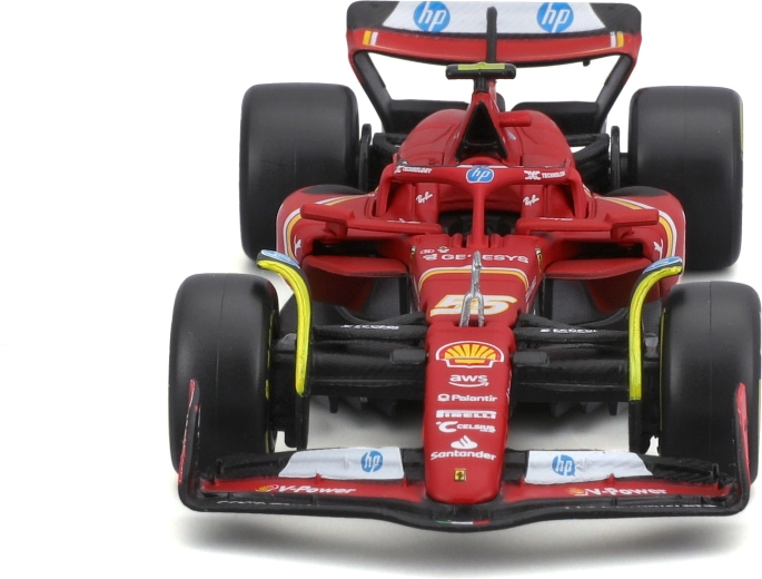 Realistične podrobnosti in dirkalna aerodinamika