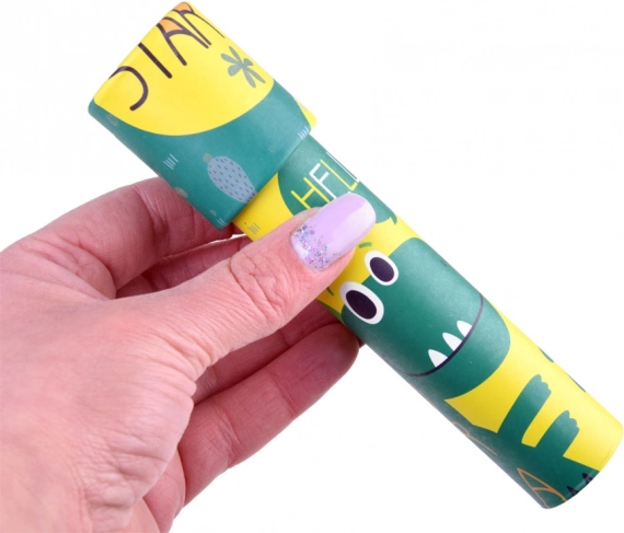 Lightweight cardboard tube, ideal to hold