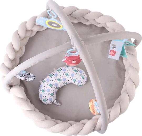 Arches with removable toys