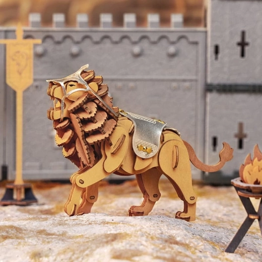 Movable battle lion