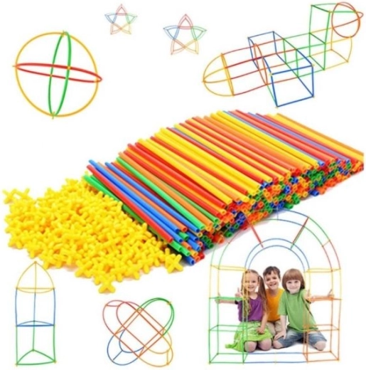 Easy joining of straws using connectors