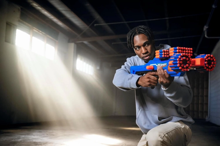 Doseg do 27 metrov in puščice Air Pocket