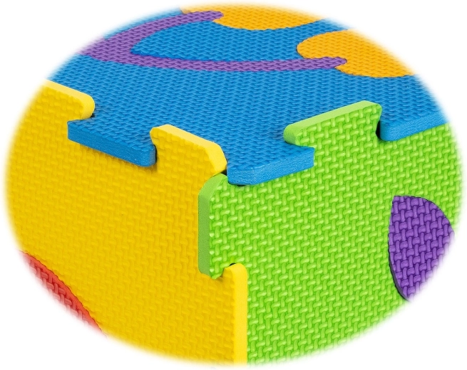 Soft and safe play surface