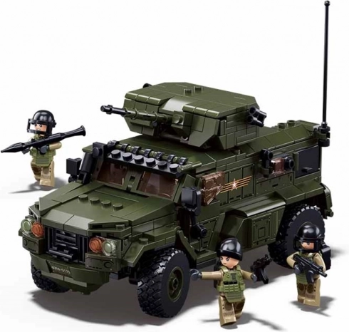 Sluban oklepno vozilo Typhoon 1:35