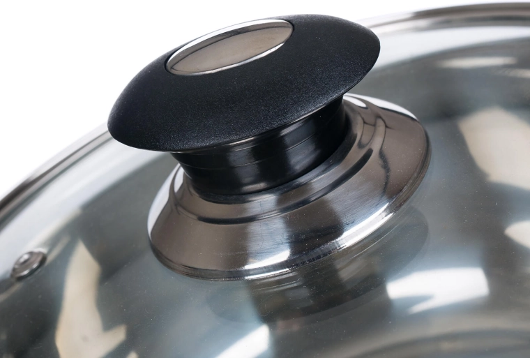 Stekleni pokrovi z ventilom za paro