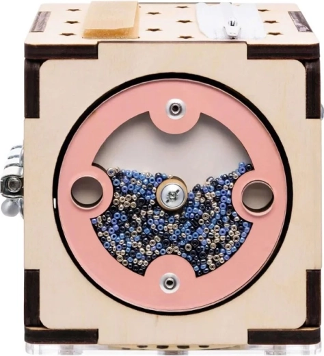 Senzorično okence z kroglicami