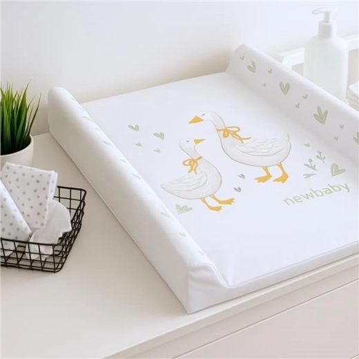 Lahka in prenosna za uporabo na komodi