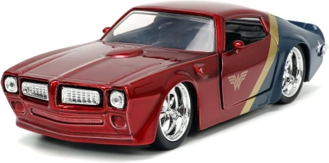 Detajlni die-cast model 1972 Pontiac Firebird
