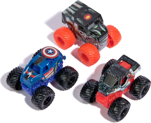 Avtentične pnevmatike BKT in robusten videz