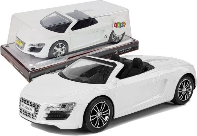 Beli kabriolet avto s potegom 1:18
