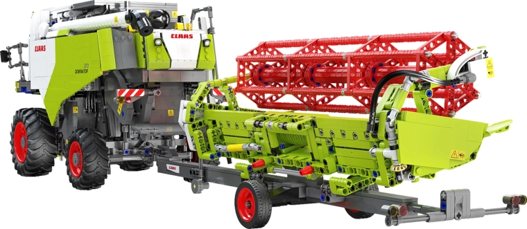 Dvojno RC upravljanje: daljinec in mobilna aplikacija