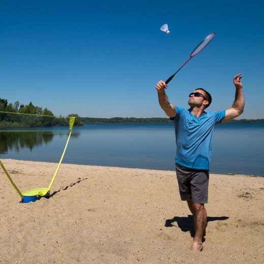 Badminton kjerkoli – zunaj in znotraj