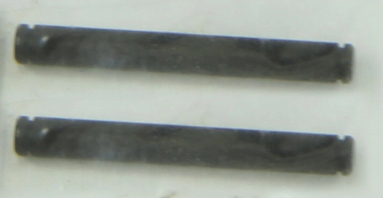 Front suspension arm pin for SAC10