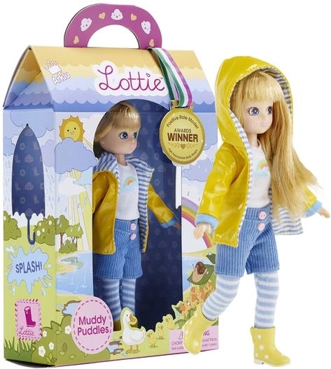 Punčka LOTTIE Muddy Puddles za dež