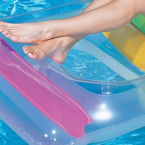 Integriran vzglavnik za brezkompromisen počitek