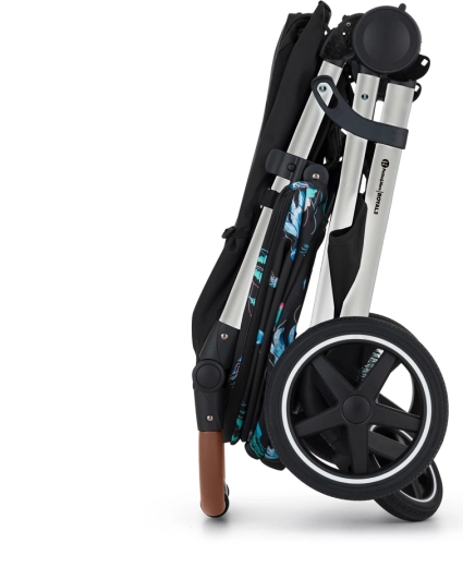 Kompaktno zlaganje in bogata oprema