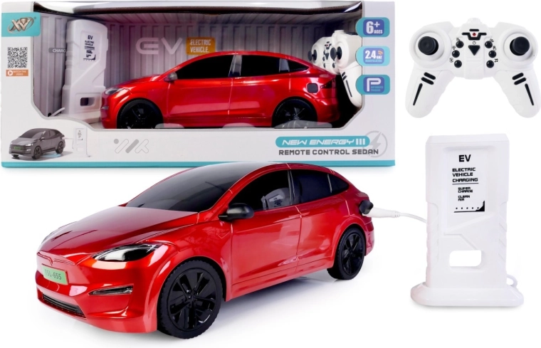 RC avto s polnilno postajo – rdeče