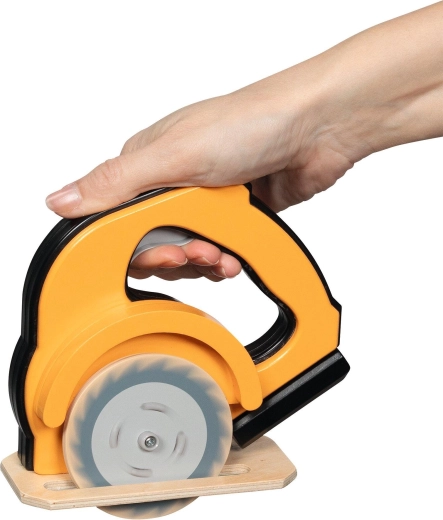 Spinning the blade by pressing the handle