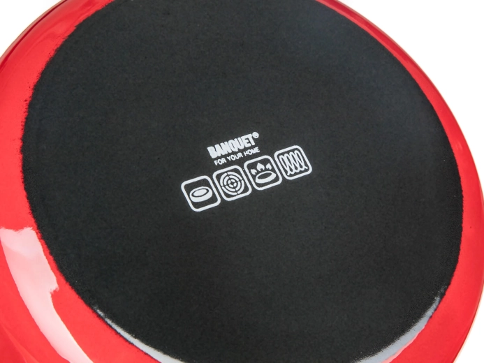 Združljivo z vsemi kuhalnimi ploščami, vključno z indukcijo