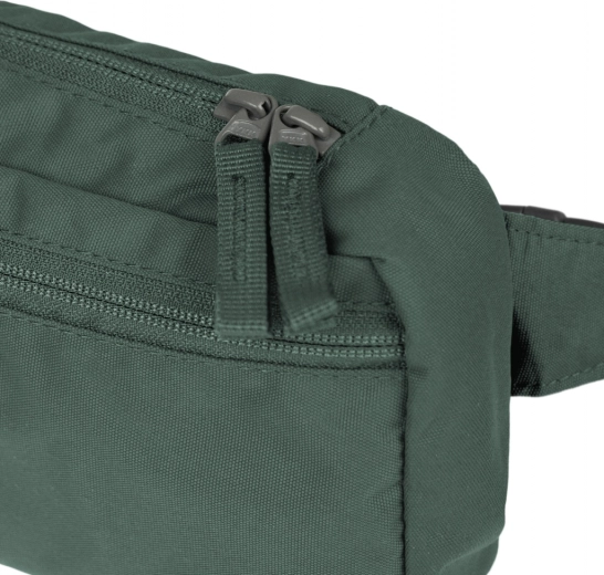 Practical compartments and key carabiner