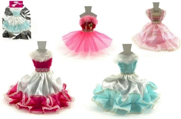 Oblačila za punčko, mešanica barv