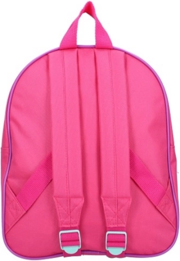 Comfortable carrying: adjustable straps and handle