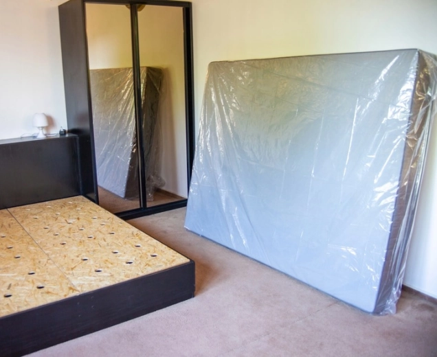 Hitro nameščanje brez orodja