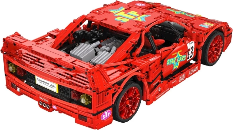 Detailed 1:10 scale model