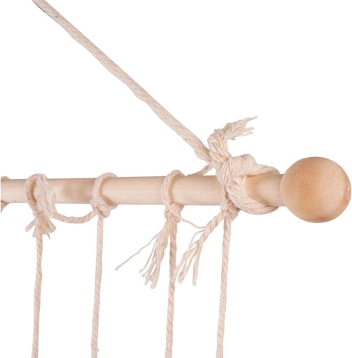 Trdna lesena palica in vzdržljive vrvice