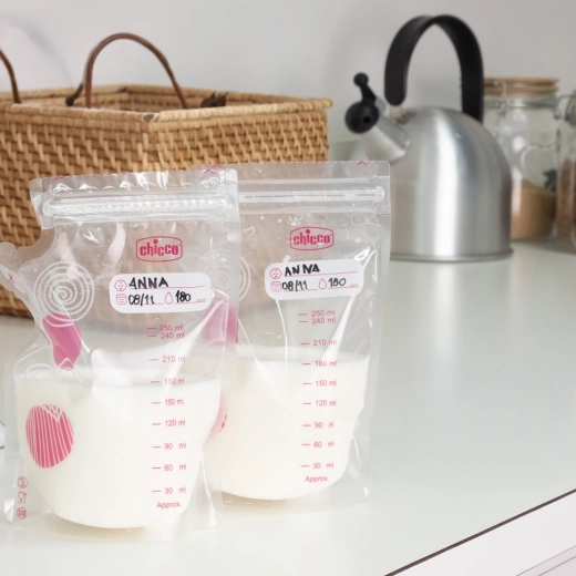 Samostoječe dno za enostavno polnjenje