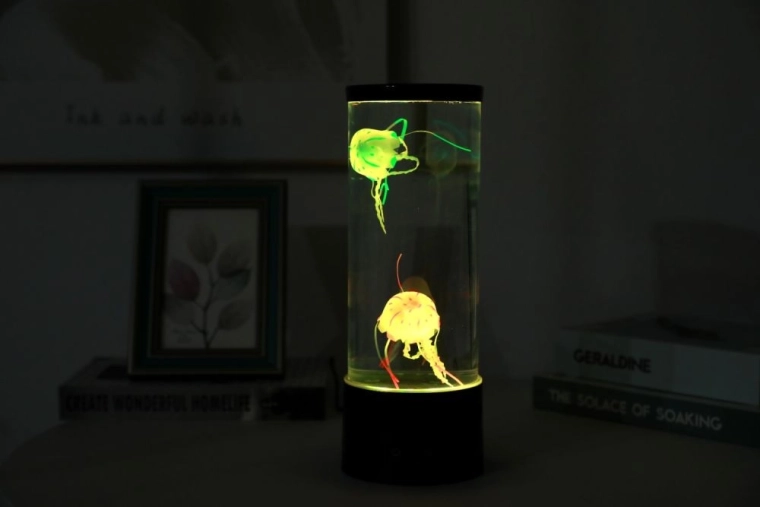 Barvita LED-osvetlitev