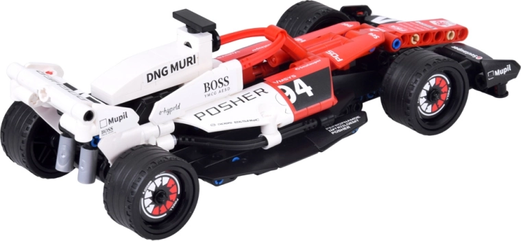 Gumijaste pnevmatike in trdna tehnična konstrukcija