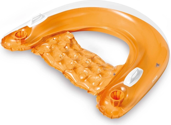 Dva držala za pijačo pri roki