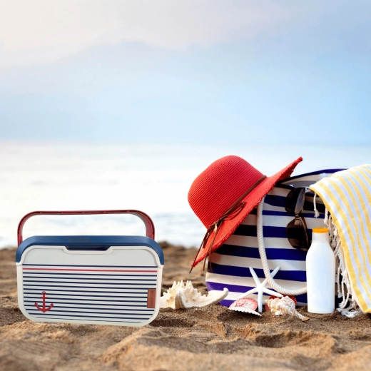 Slogoven mornariški dizajn