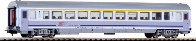 Piko osebni vagon 1. razreda PKP IC Amnopuz H0