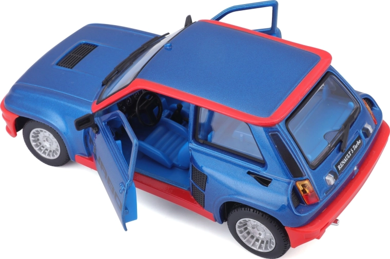 Odpirajoča se vrata in realistična notranjost