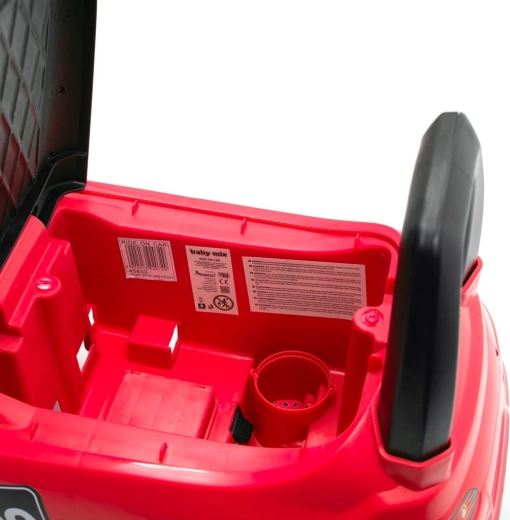 Shrambni prostor pod sedežem